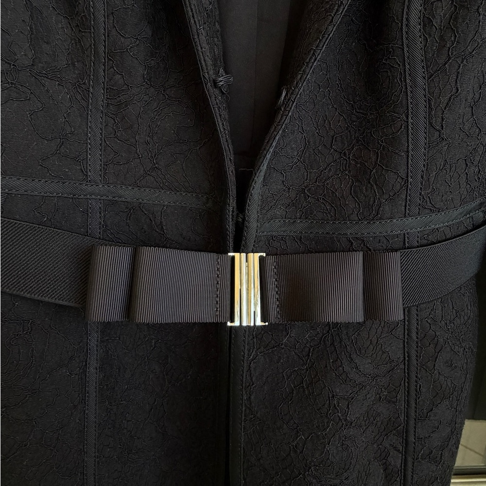 Lace Style Coat - image 5